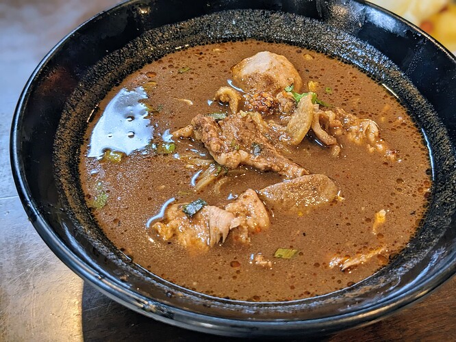 PXL_20251122_022304773.PORTRAIT~2