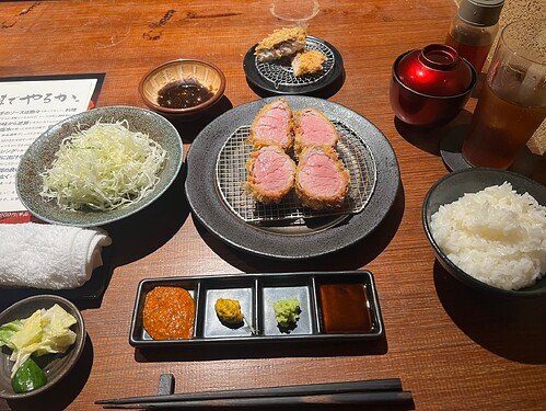 7A590163-028E-40D2-A20B-AC38C3CECA4F_1_102_o