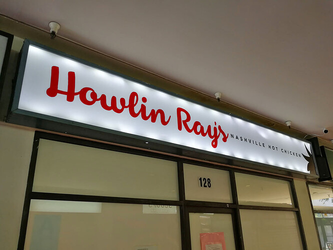 howlin8_001