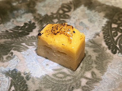 2074EC72-EC5D-4D9D-8B97-E13D1D792154_1_201_a