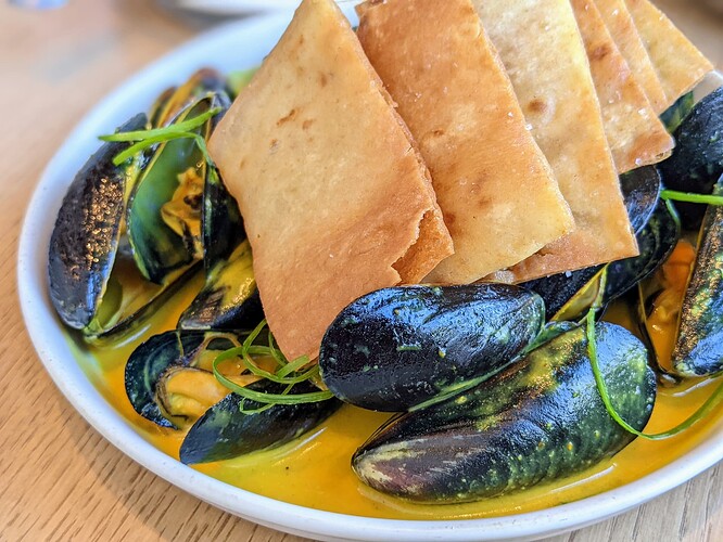 PXL_20220619_015127625.PORTRAIT