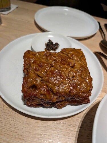 PXL_20251130_035027209