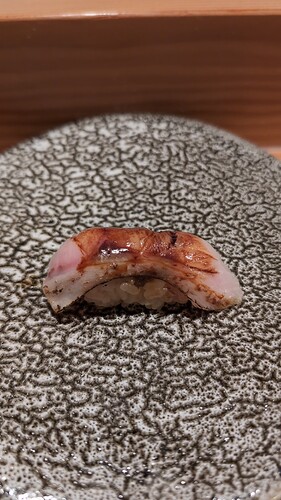 19 - Seaperch white toro