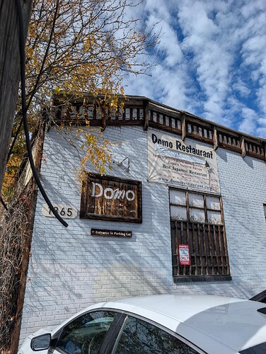 PXL_20251102_174755538