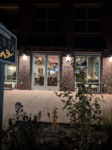 PXL_20251101_010621046